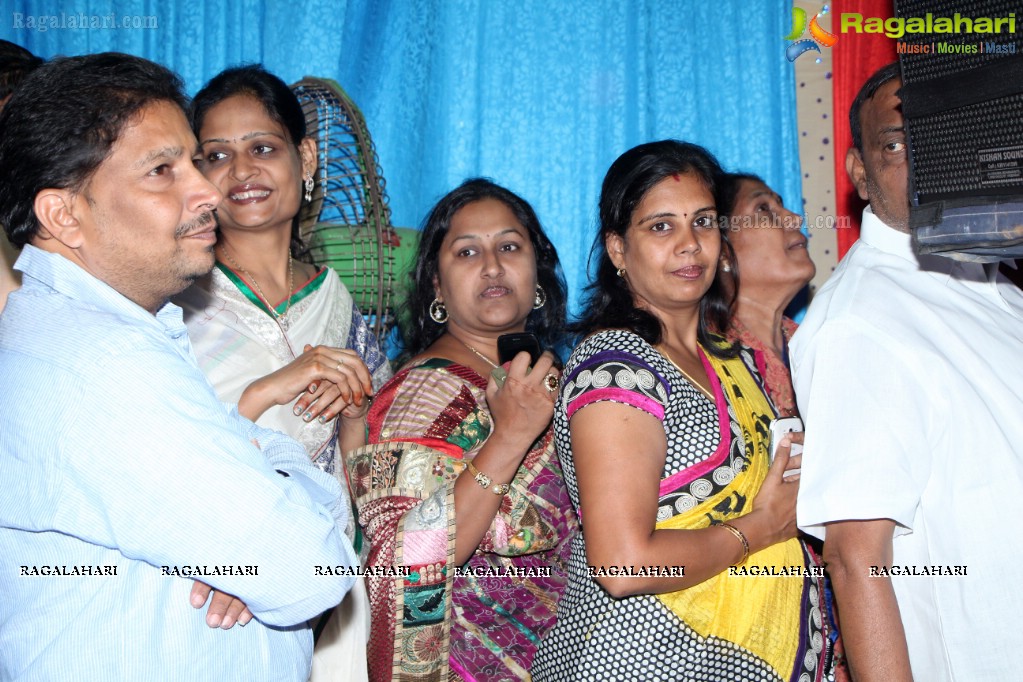 Shyam Bhajan by Nain Agarwal at Rikabgunj, Hyderabad