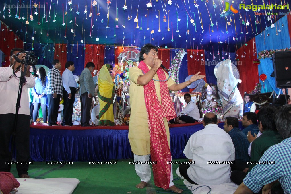 Shyam Bhajan by Nain Agarwal at Rikabgunj, Hyderabad