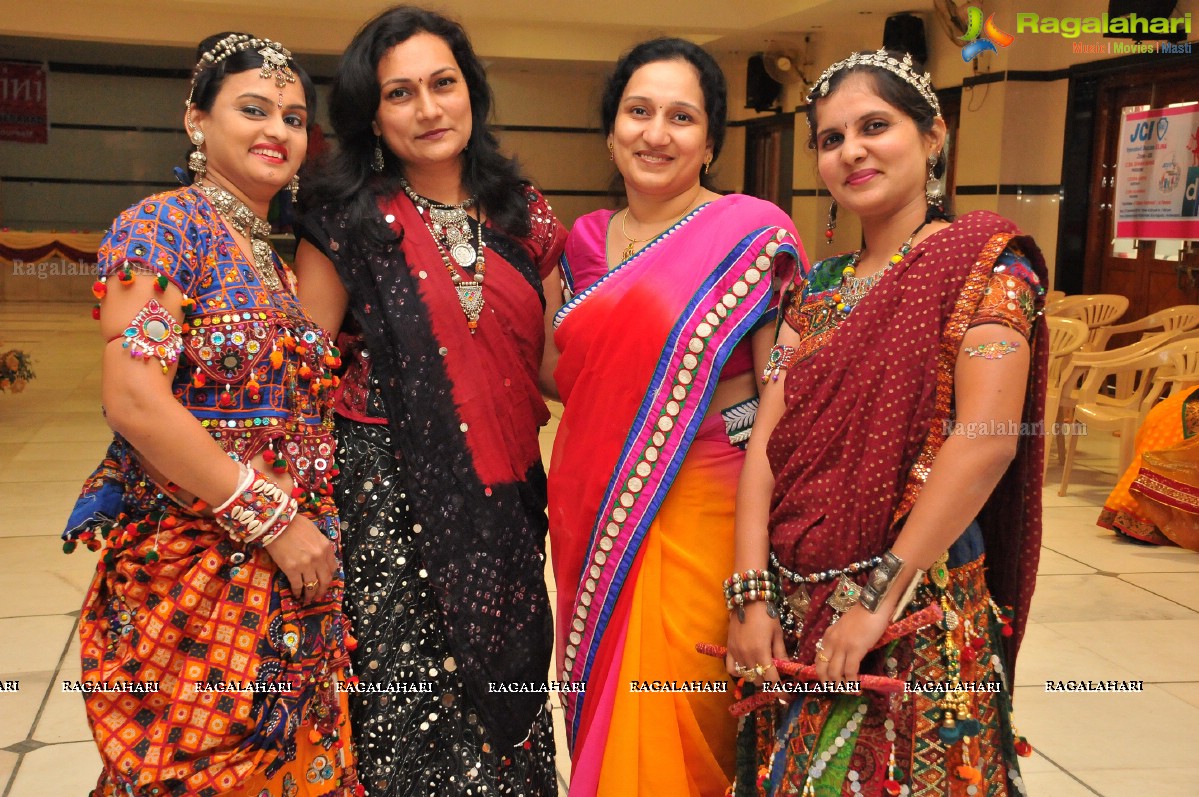 Sangini Club's Dandiya Celebrations 2014