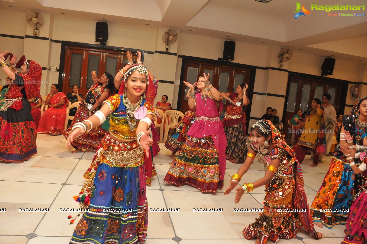 Sangini Club's Dandiya Celebrations 2014