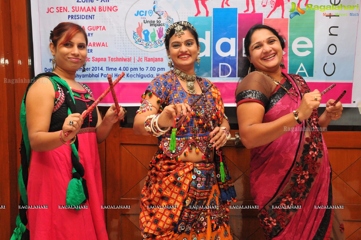 Sangini Club's Dandiya Celebrations 2014