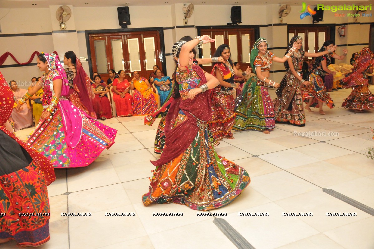 Sangini Club's Dandiya Celebrations 2014