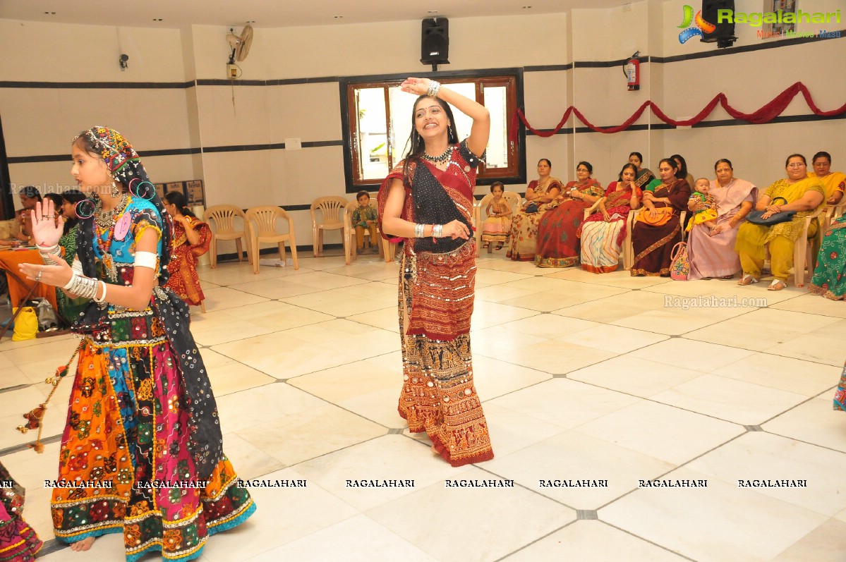 Sangini Club's Dandiya Celebrations 2014