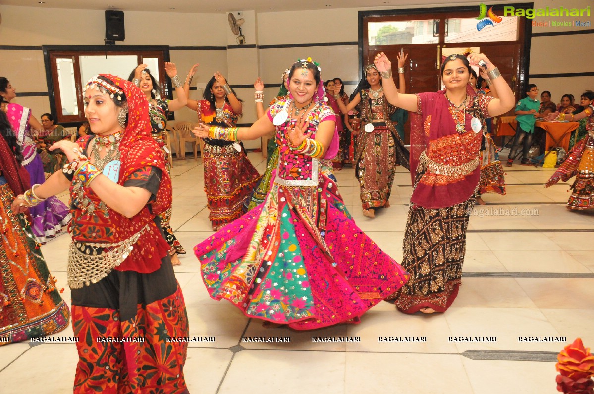 Sangini Club's Dandiya Celebrations 2014