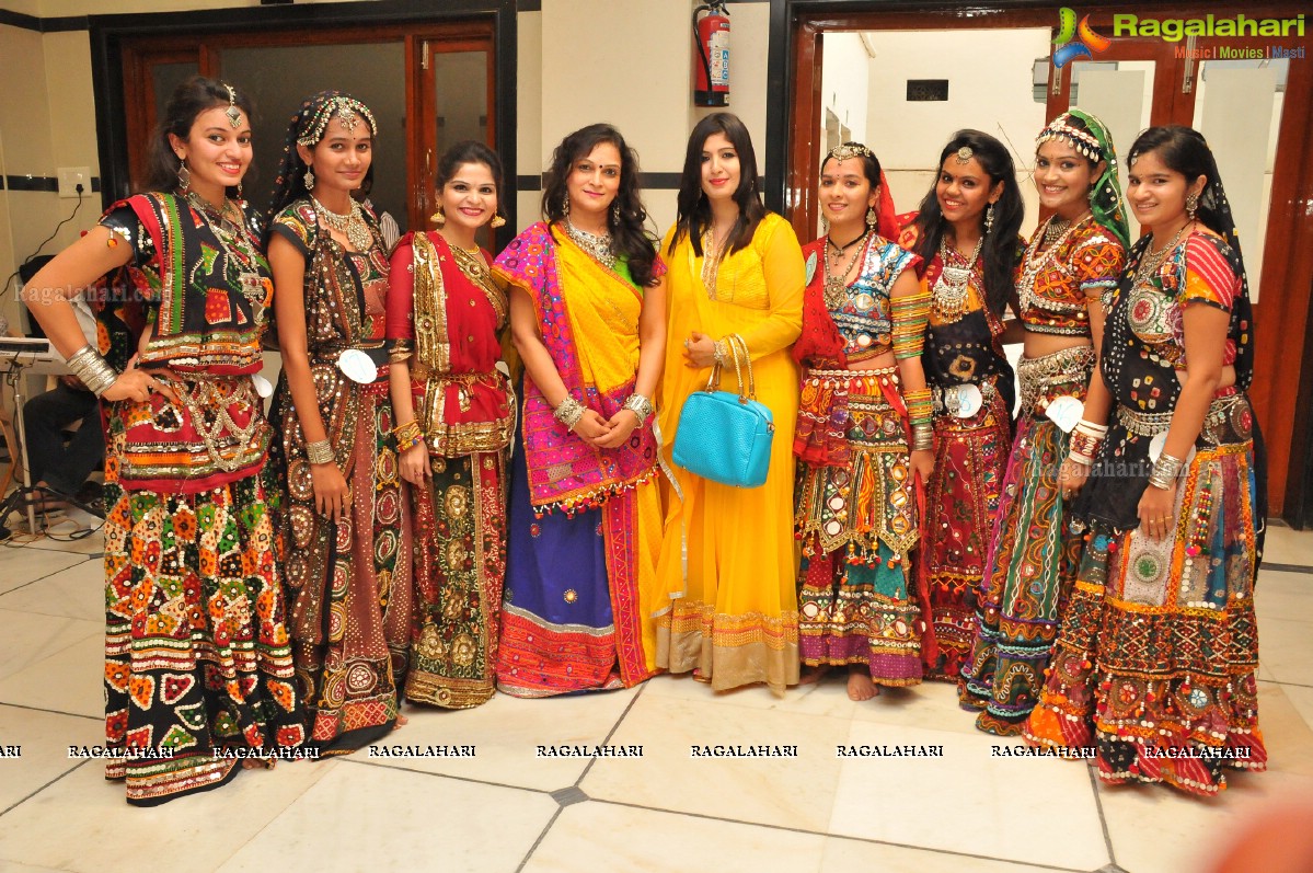 Sangini Club's Dandiya Celebrations 2014