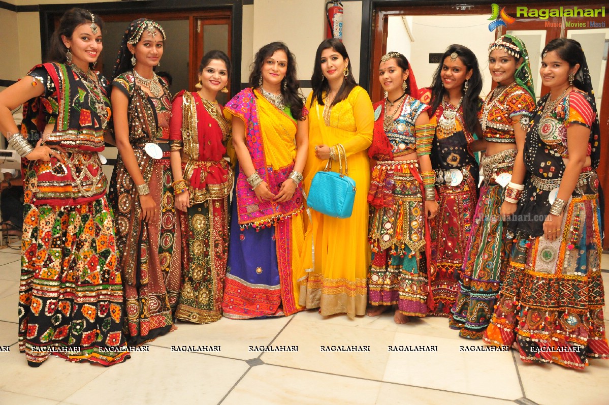 Sangini Club's Dandiya Celebrations 2014