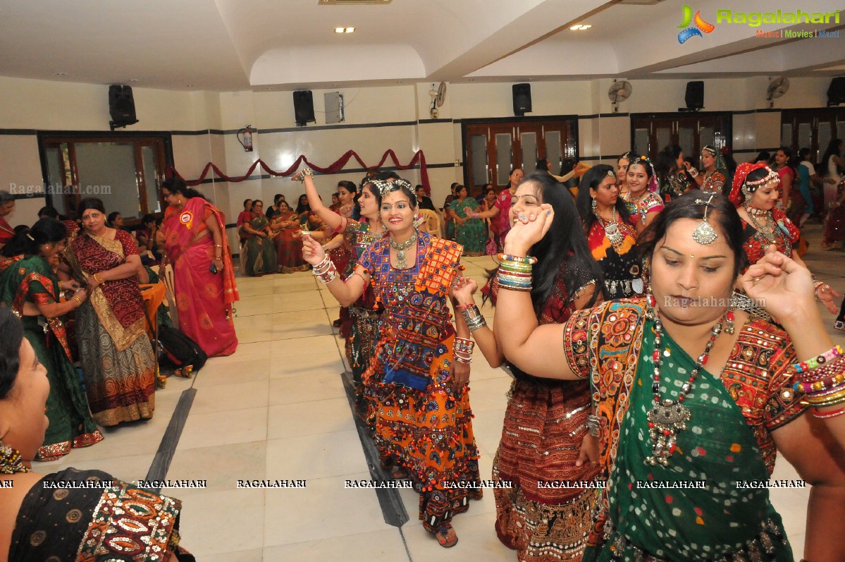 Sangini Club's Dandiya Celebrations 2014