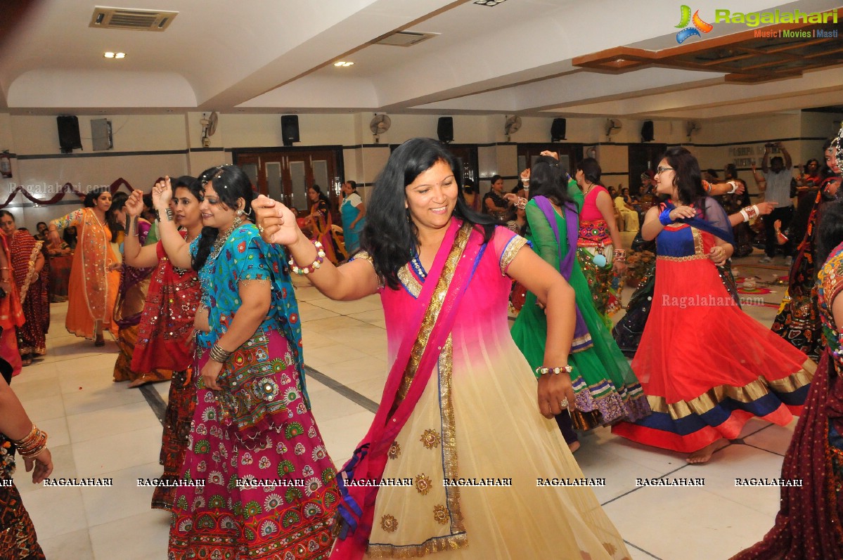 Sangini Club's Dandiya Celebrations 2014