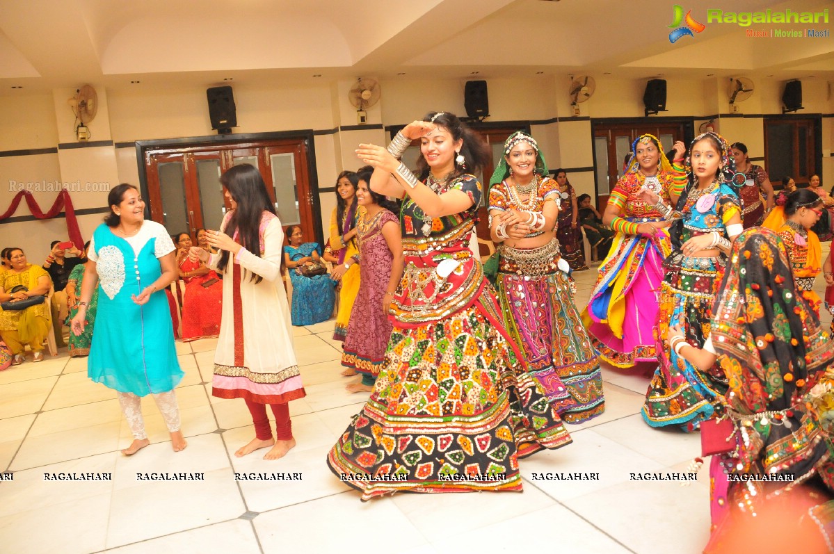 Sangini Club's Dandiya Celebrations 2014