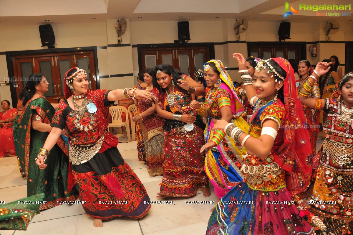 Sangini Club's Dandiya Celebrations 2014