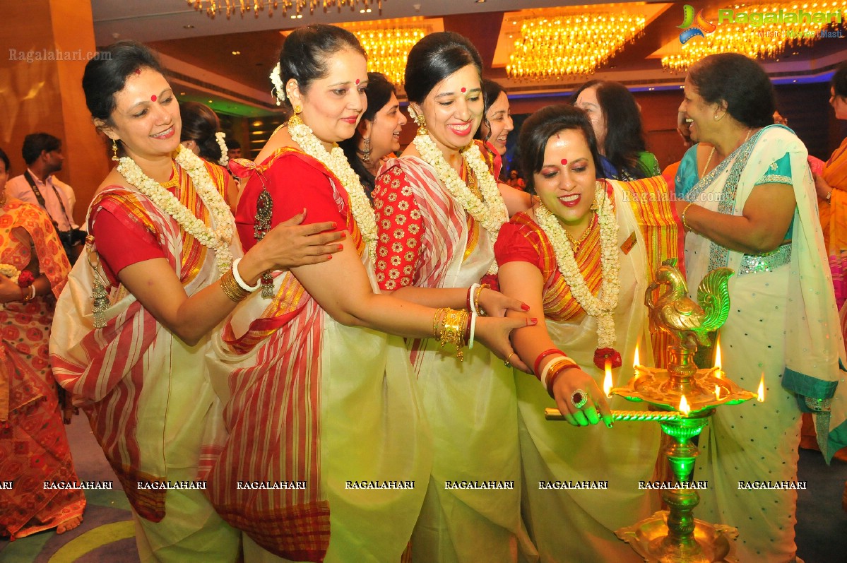 Sanskruti Ladies Club's Shardiya Durgotsav - Choreography by Bina Mehta