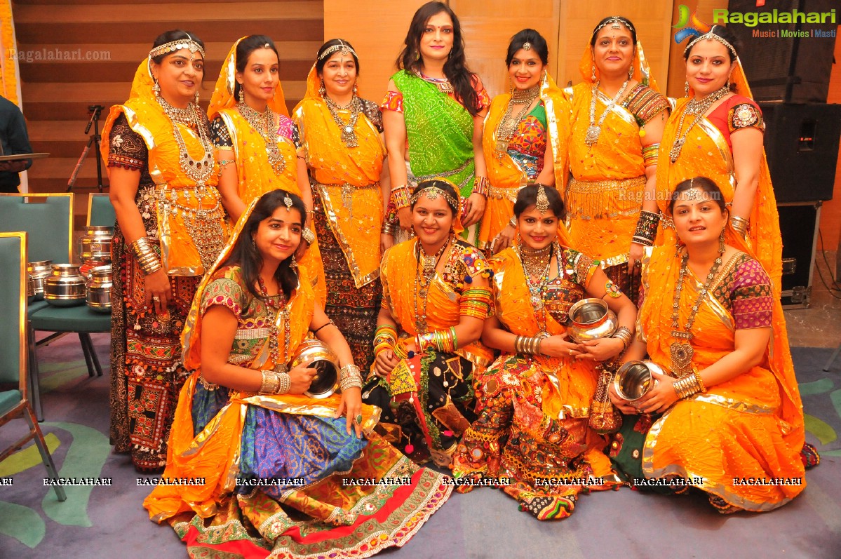 Sanskruti Ladies Club's Shardiya Durgotsav - Choreography by Bina Mehta