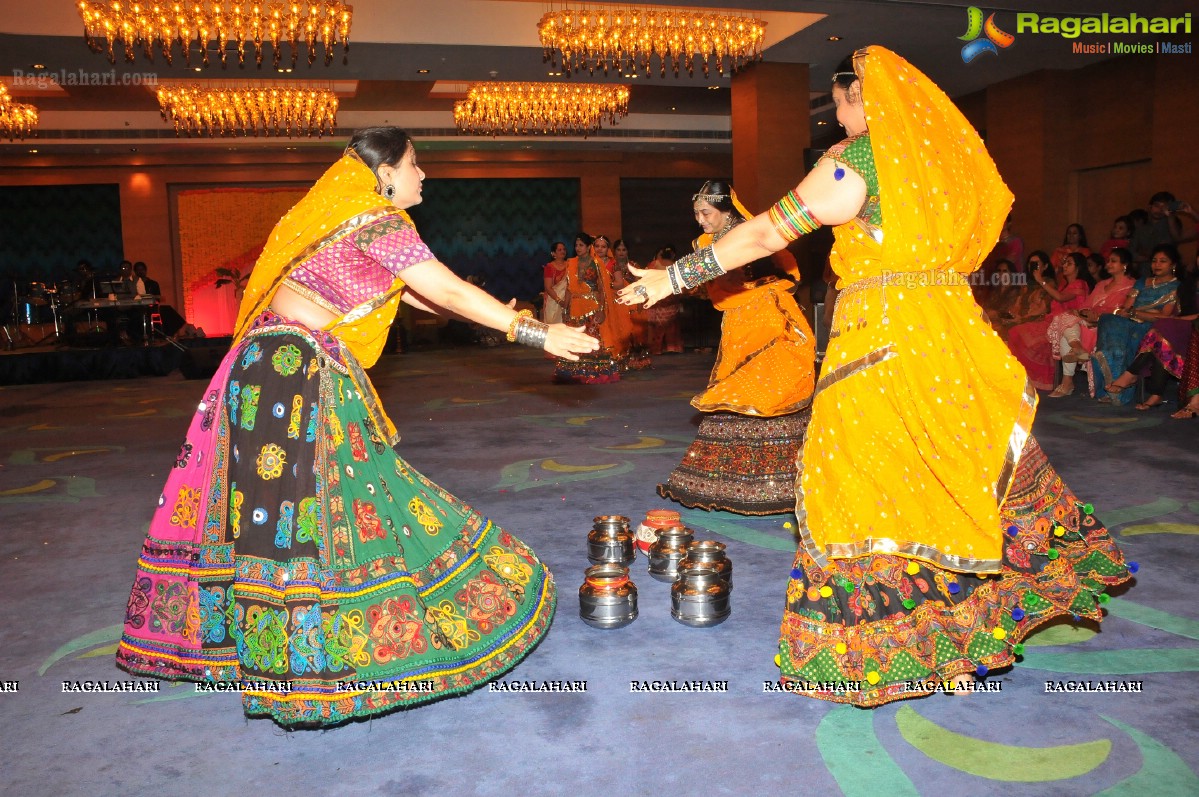 Sanskruti Ladies Club's Shardiya Durgotsav - Choreography by Bina Mehta