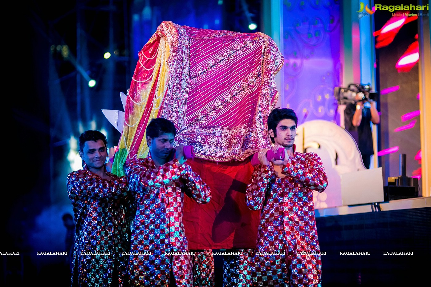 SIIMA 2014 (Day 1), Malaysia [Full Set]