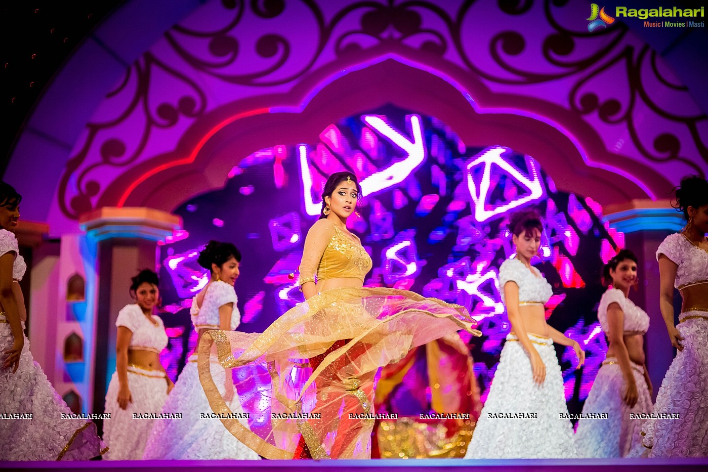 SIIMA 2014 (Day 1), Malaysia [Full Set]