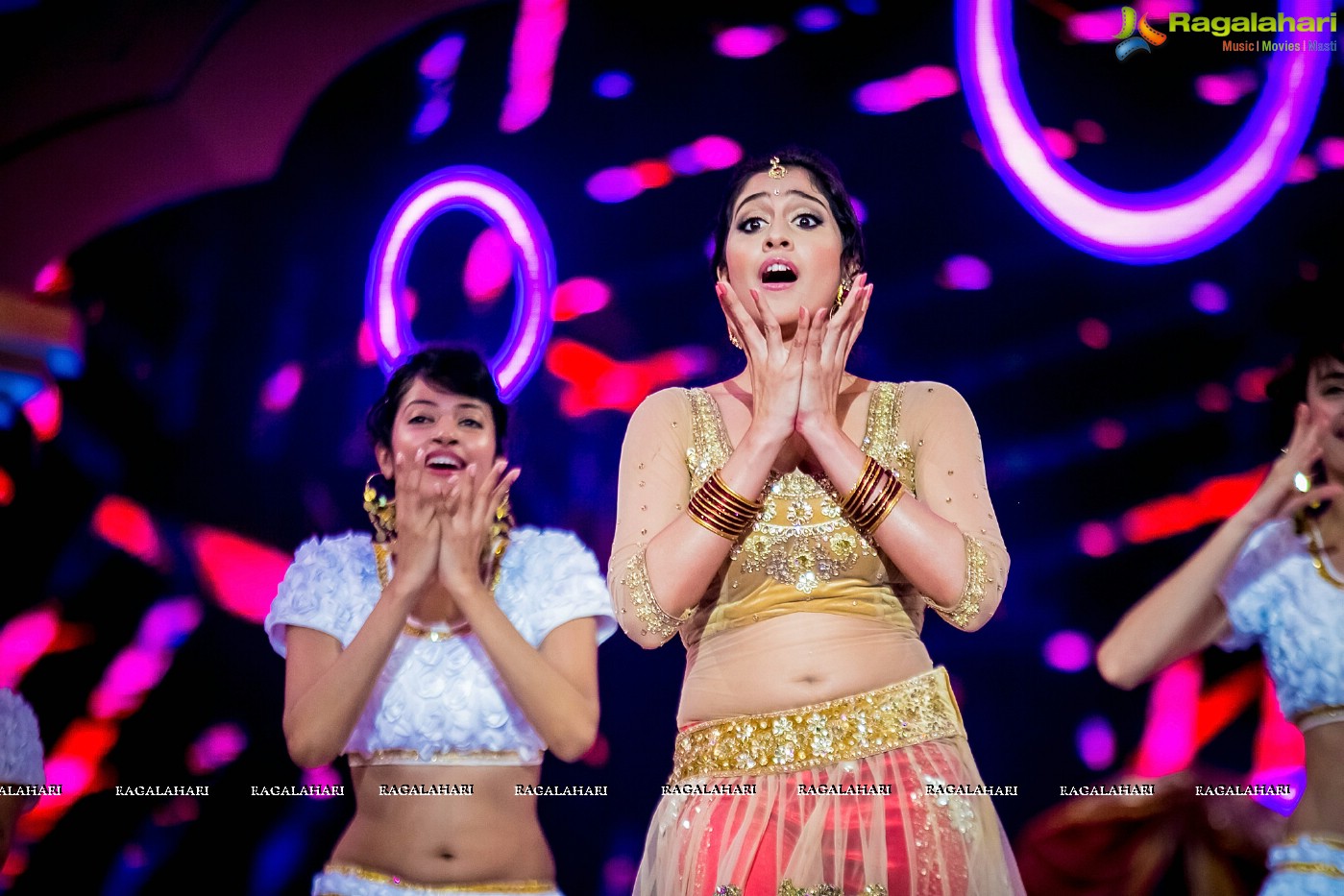 SIIMA 2014 (Day 1), Malaysia [Full Set]