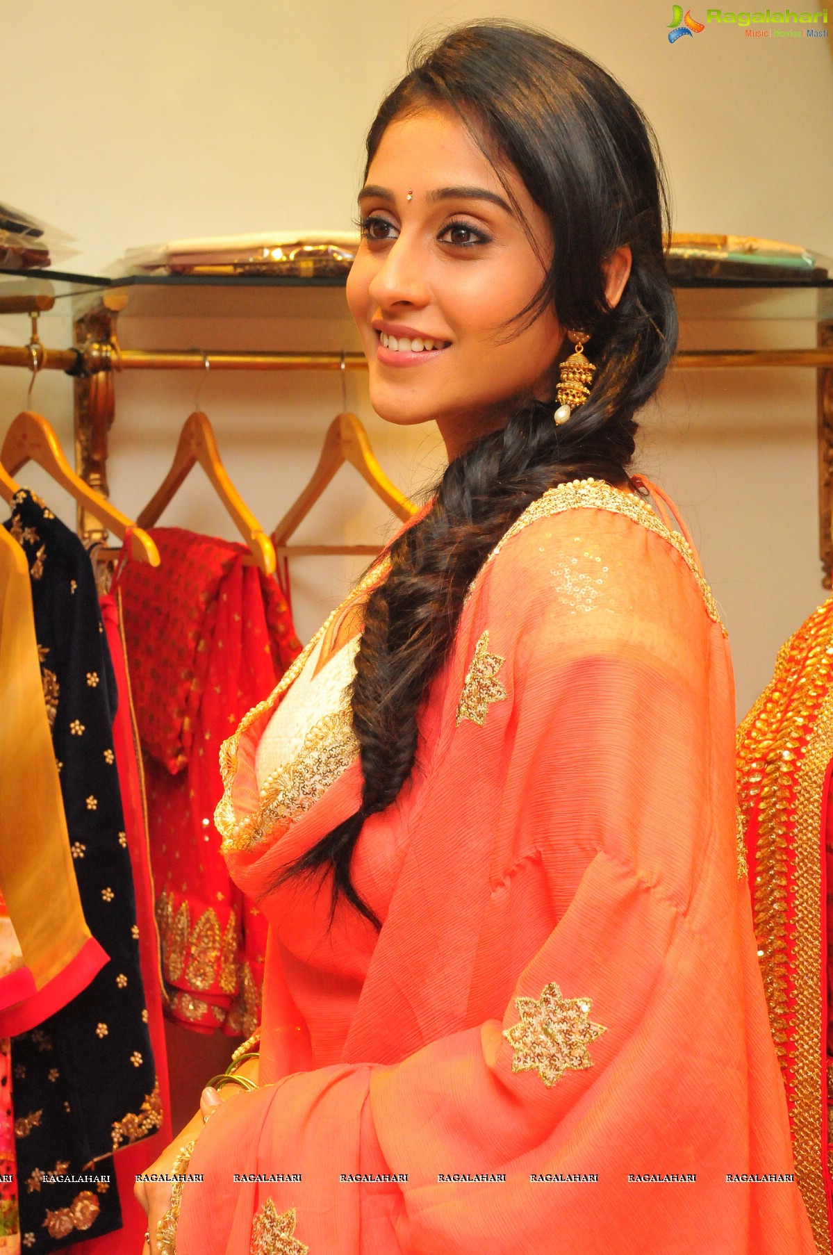 Singhania's Contemporary Collections Launch (Sept. 2014)