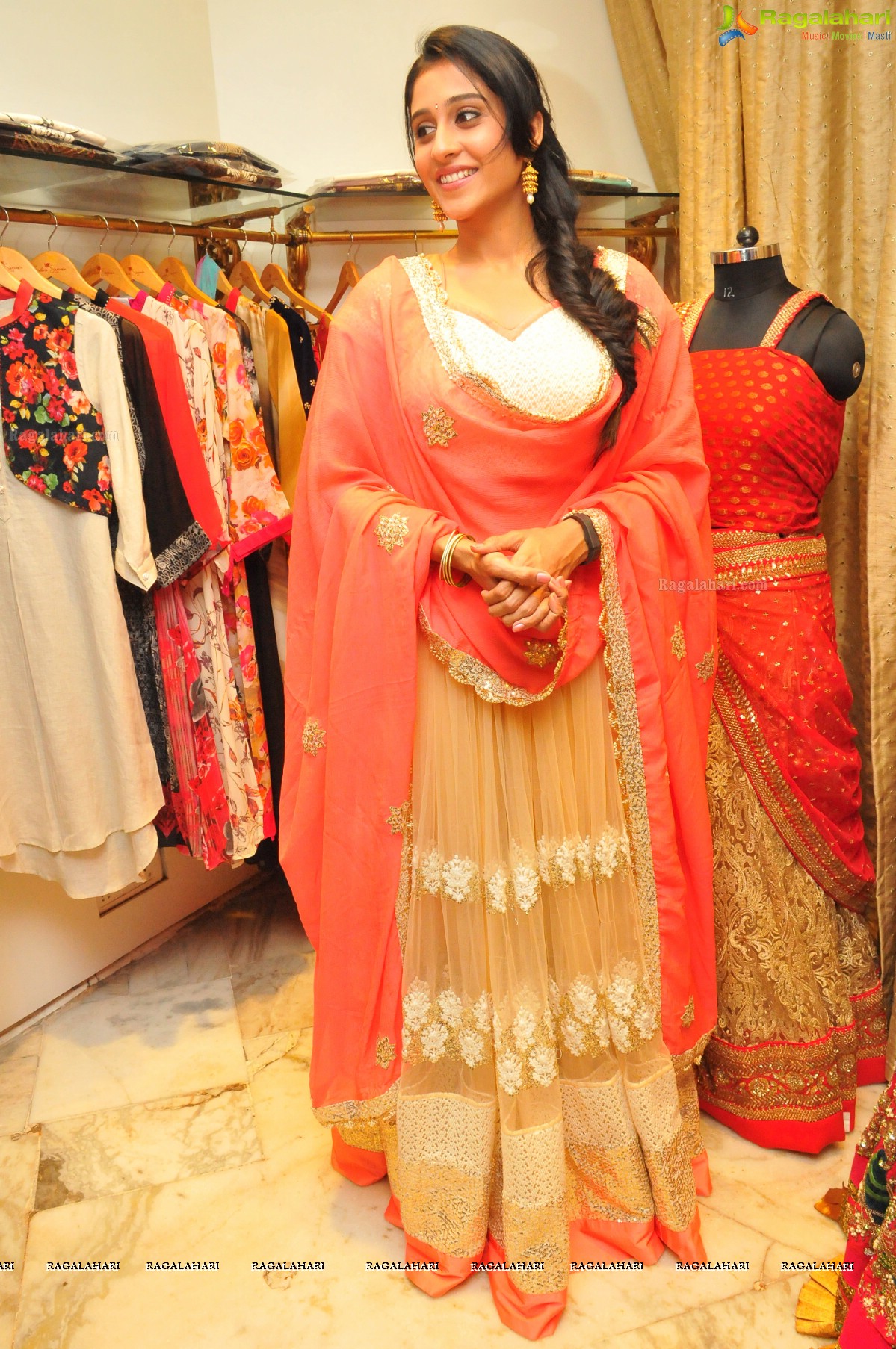 Singhania's Contemporary Collections Launch (Sept. 2014)