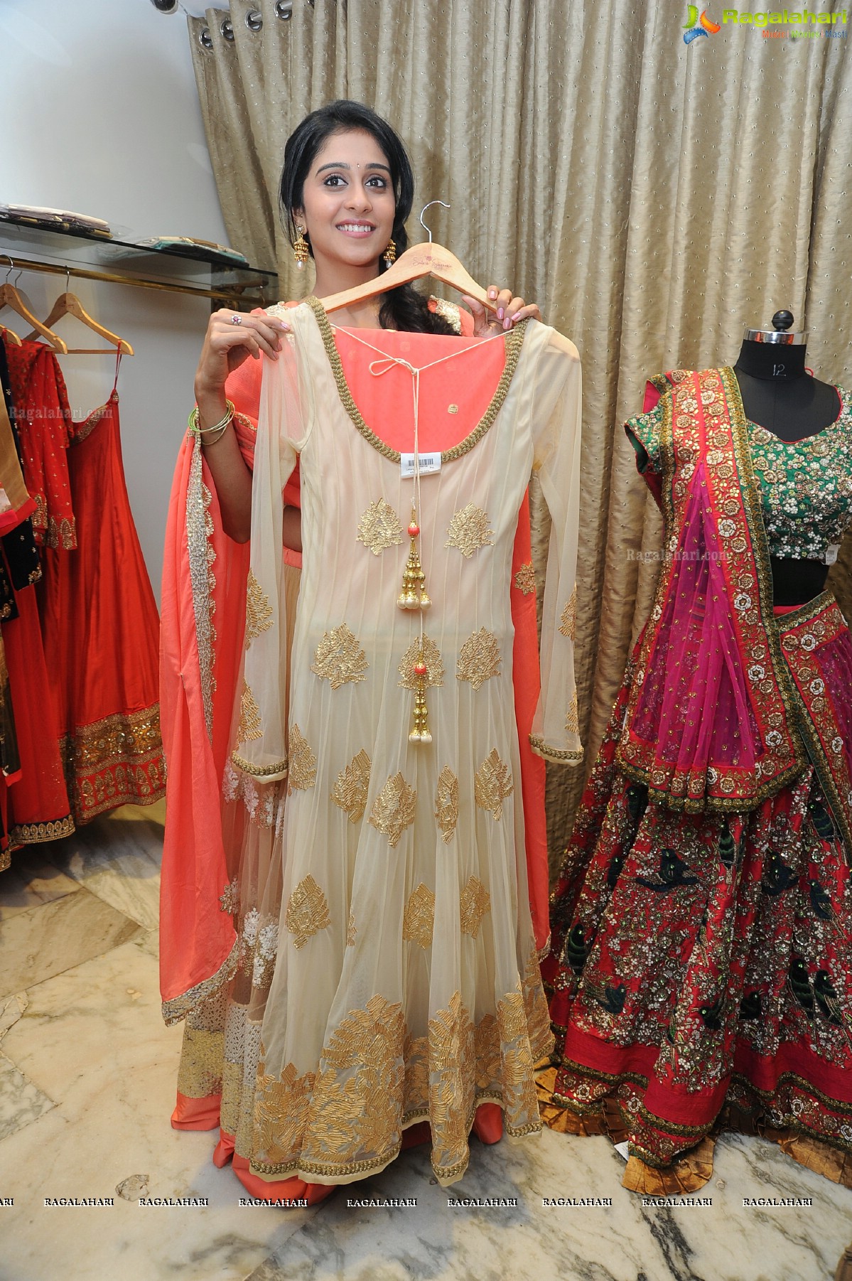 Singhania's Contemporary Collections Launch (Sept. 2014)