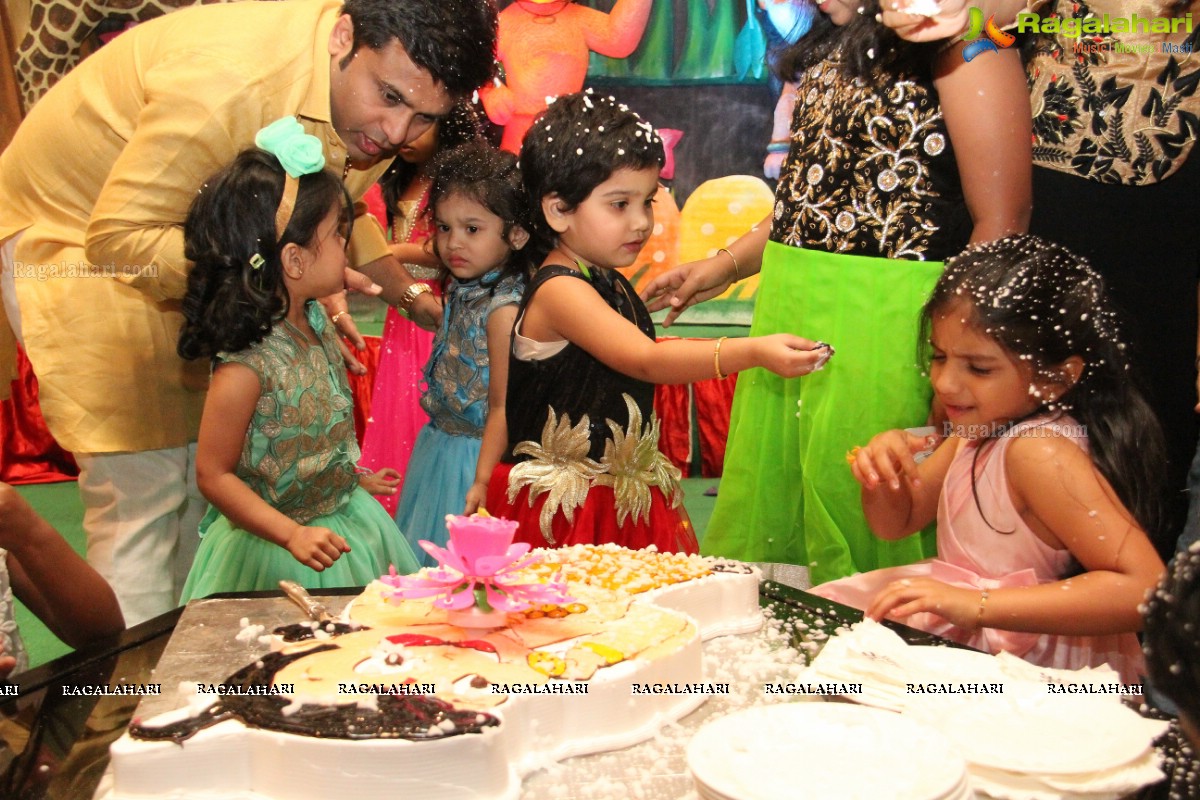 Snigdha-Srishti Birthday Party 2014 at The Park, Hyderabad