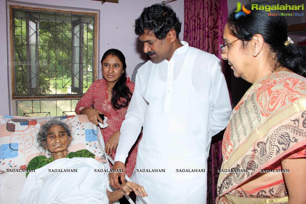 Deputy Chief Minister Dr Rajiah visits Sparsh Hospice, Hyderabad