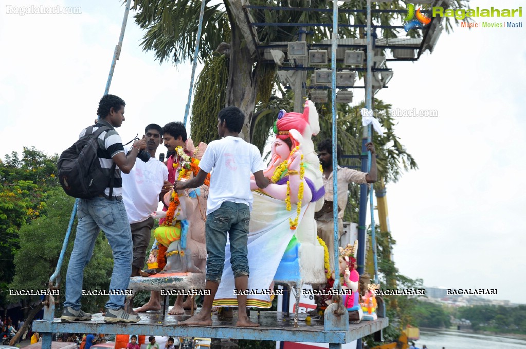 Ganesh Nimajjanam 2014, Hyderabad (Day 2)