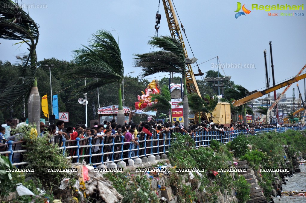 Ganesh Nimajjanam 2014, Hyderabad (Day 2)