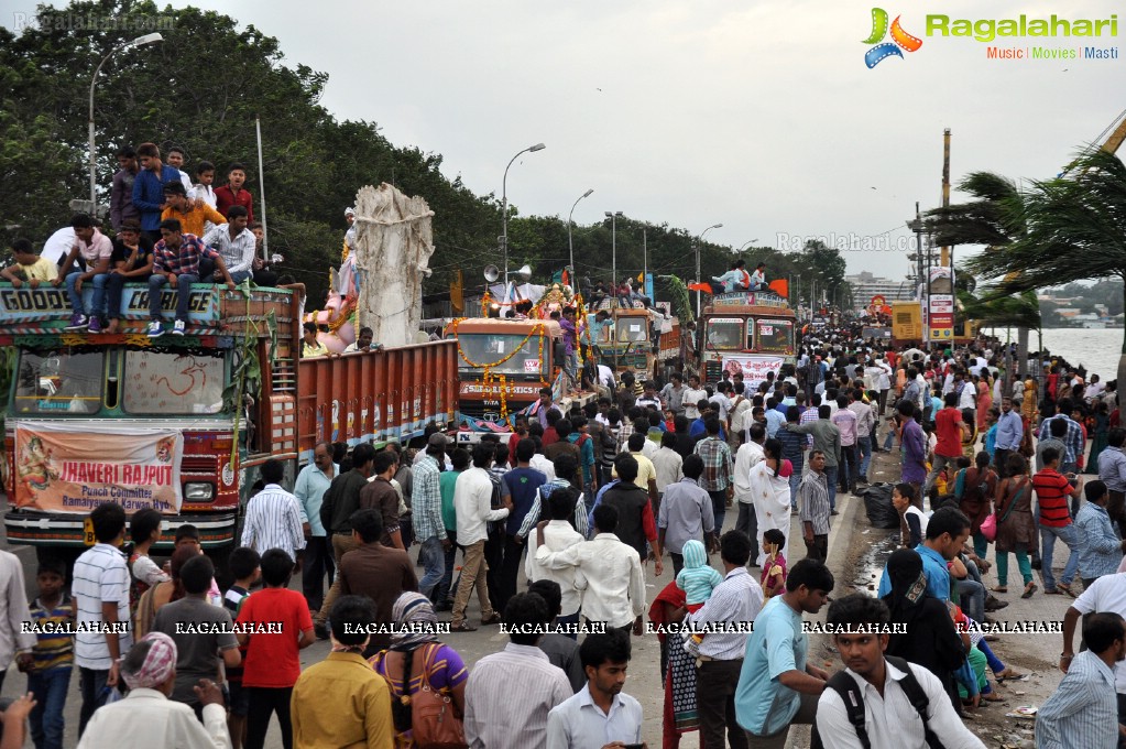 Ganesh Nimajjanam 2014, Hyderabad (Day 2)