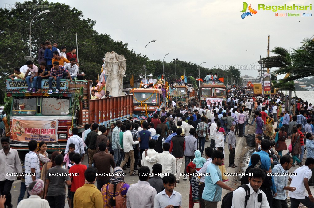 Ganesh Nimajjanam 2014, Hyderabad (Day 2)