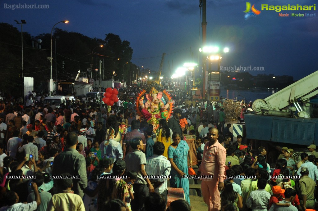 Ganesh Nimajjanam 2014, Hyderabad (Day 2)