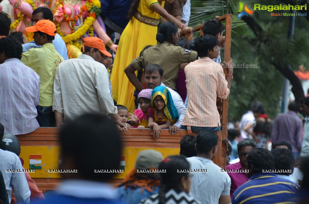 Ganesh Nimajjanam 2014, Hyderabad (Day 2)