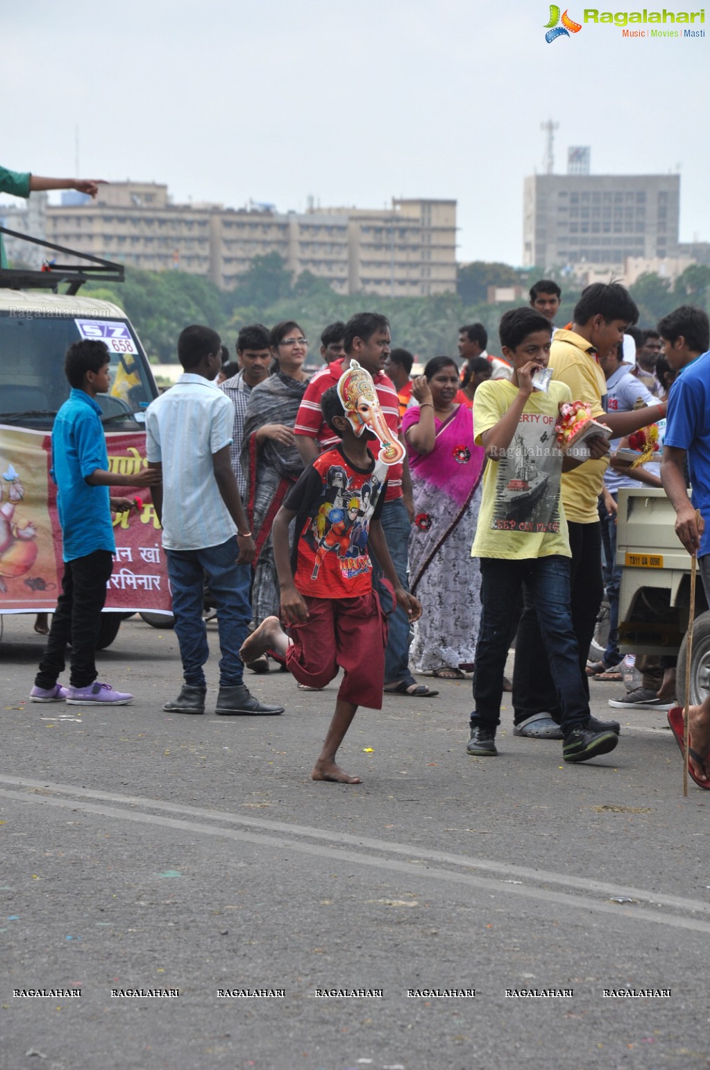 Ganesh Nimajjanam 2014, Hyderabad (Day 2)