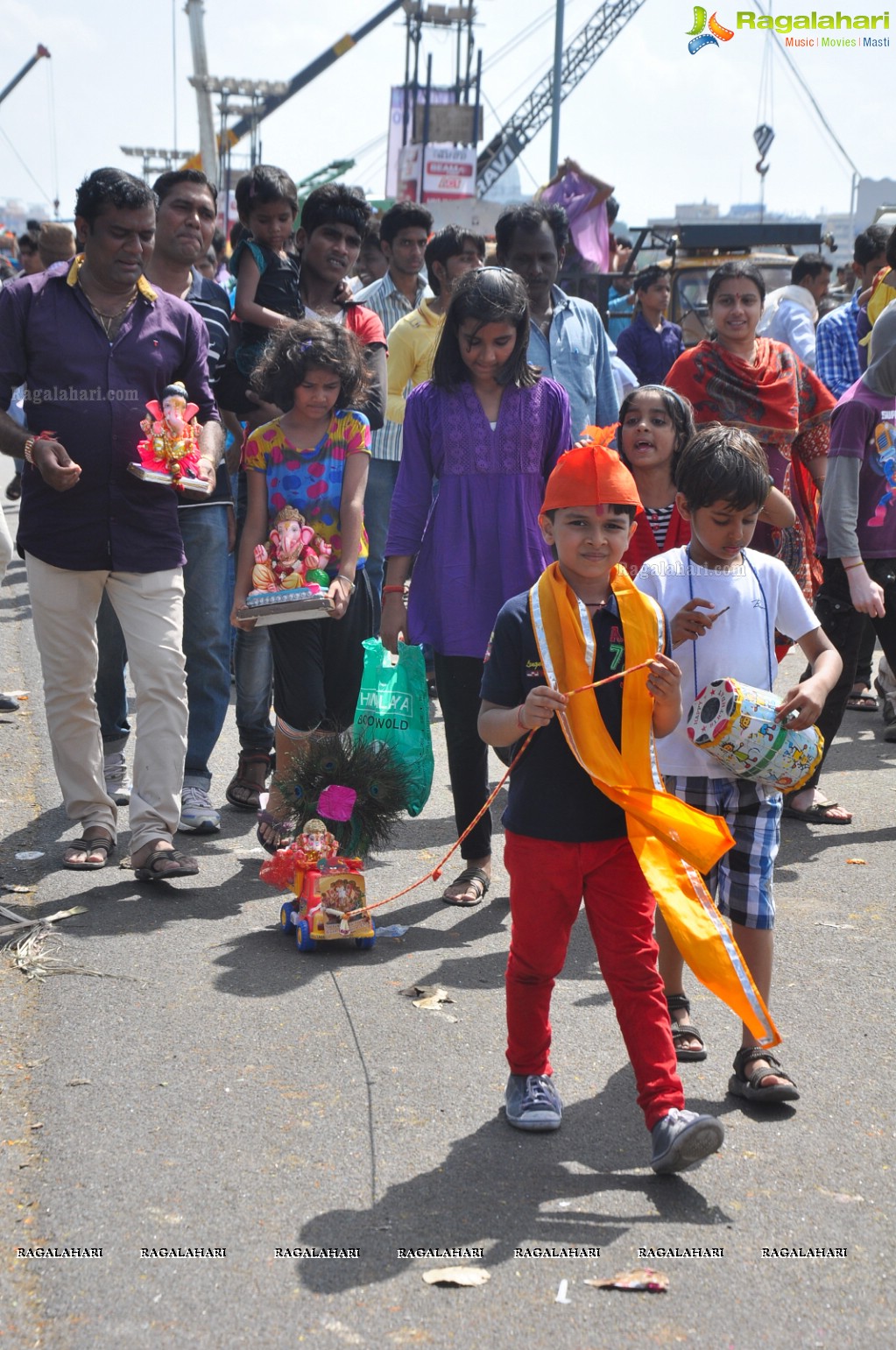 Ganesh Nimajjanam 2014, Hyderabad (Day 2)