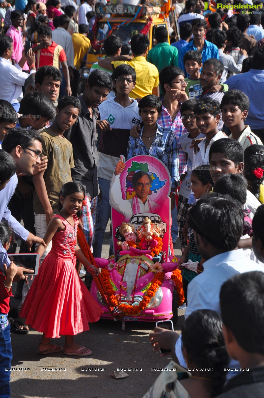 Ganesh Nimajjanam 2014, Hyderabad (Day 2)