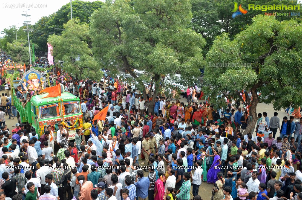 Ganesh Nimajjanam 2014, Hyderabad (Day 2)