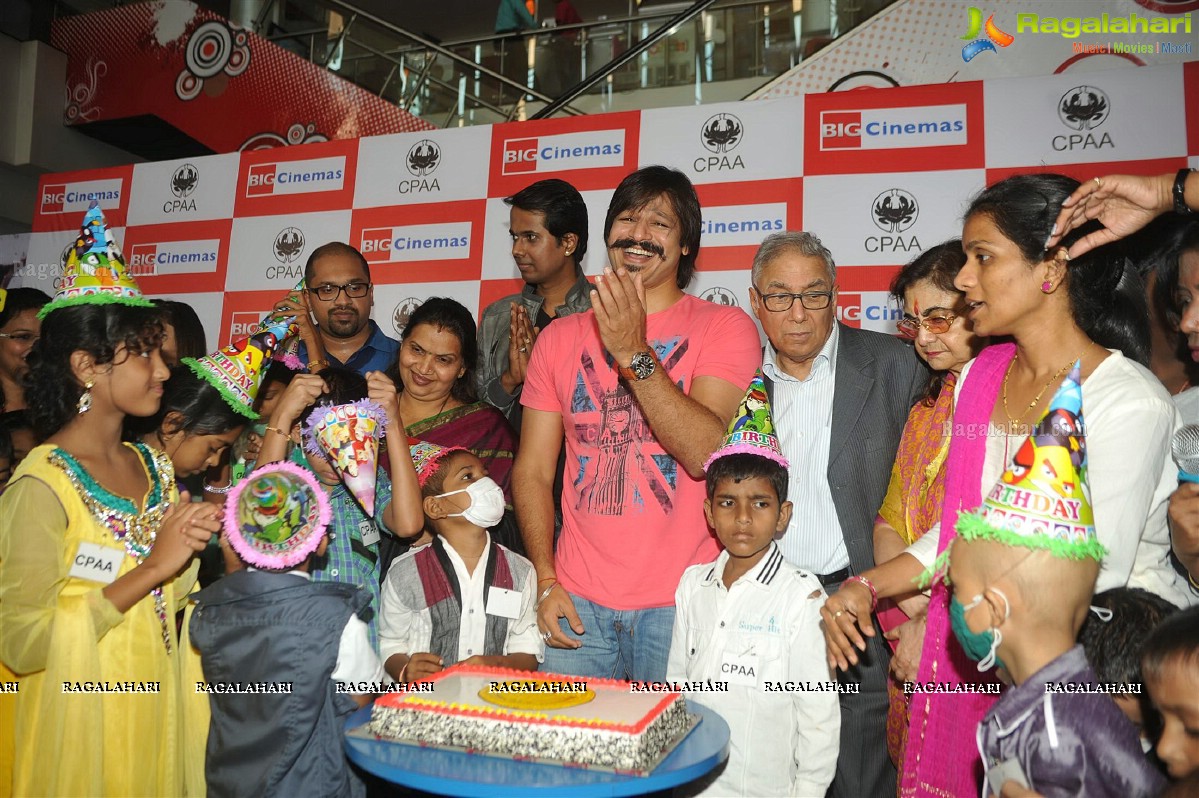 Vivek Oberoi Birthday Celebrations 2014