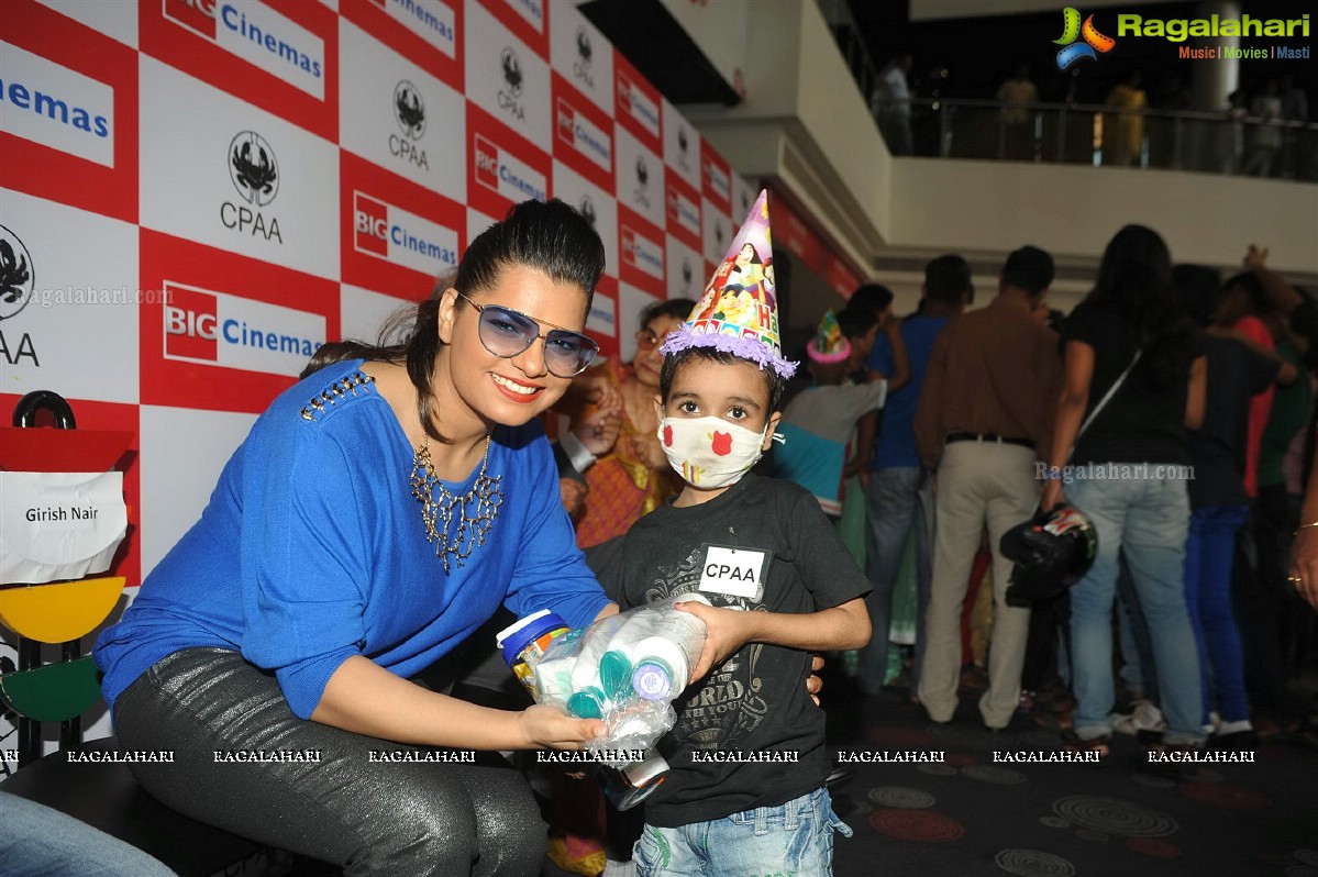 Vivek Oberoi Birthday Celebrations 2014