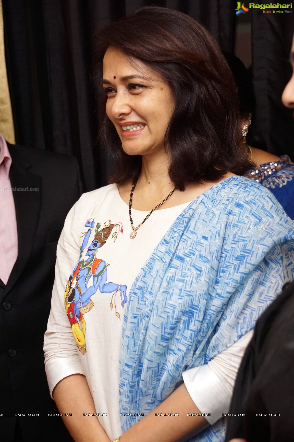 Amala Akkineni launches I Adore Luxury Spa and Salon Exclusively for Women, Hyderabad