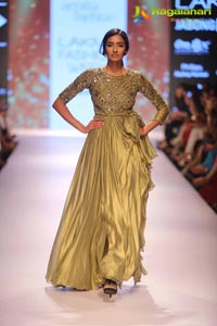 Designer Arpita Mehta