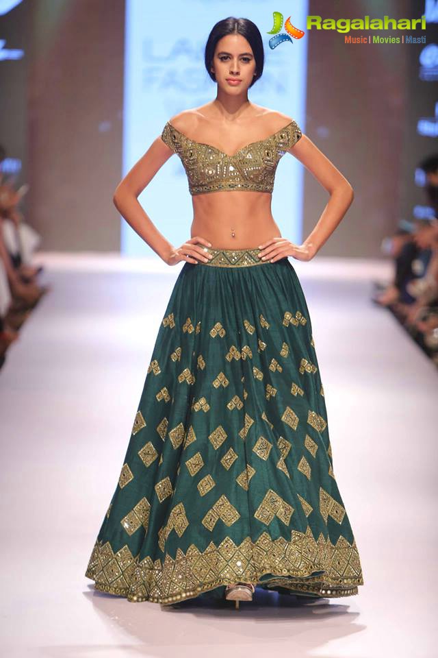 Arpita Mehta Designs