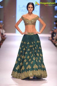 Designer Arpita Mehta