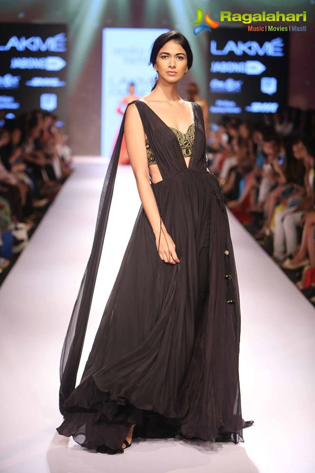 Arpita Mehta Designs