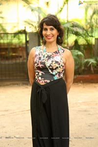 Ruchika Sharma Photos