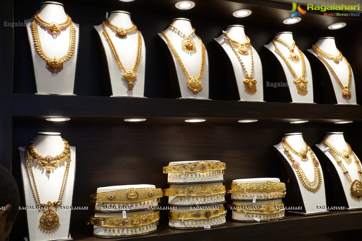 Shamili Sounderajan Showcases CMR Jewels Exclusive Jewellery Collection, Hyderabad