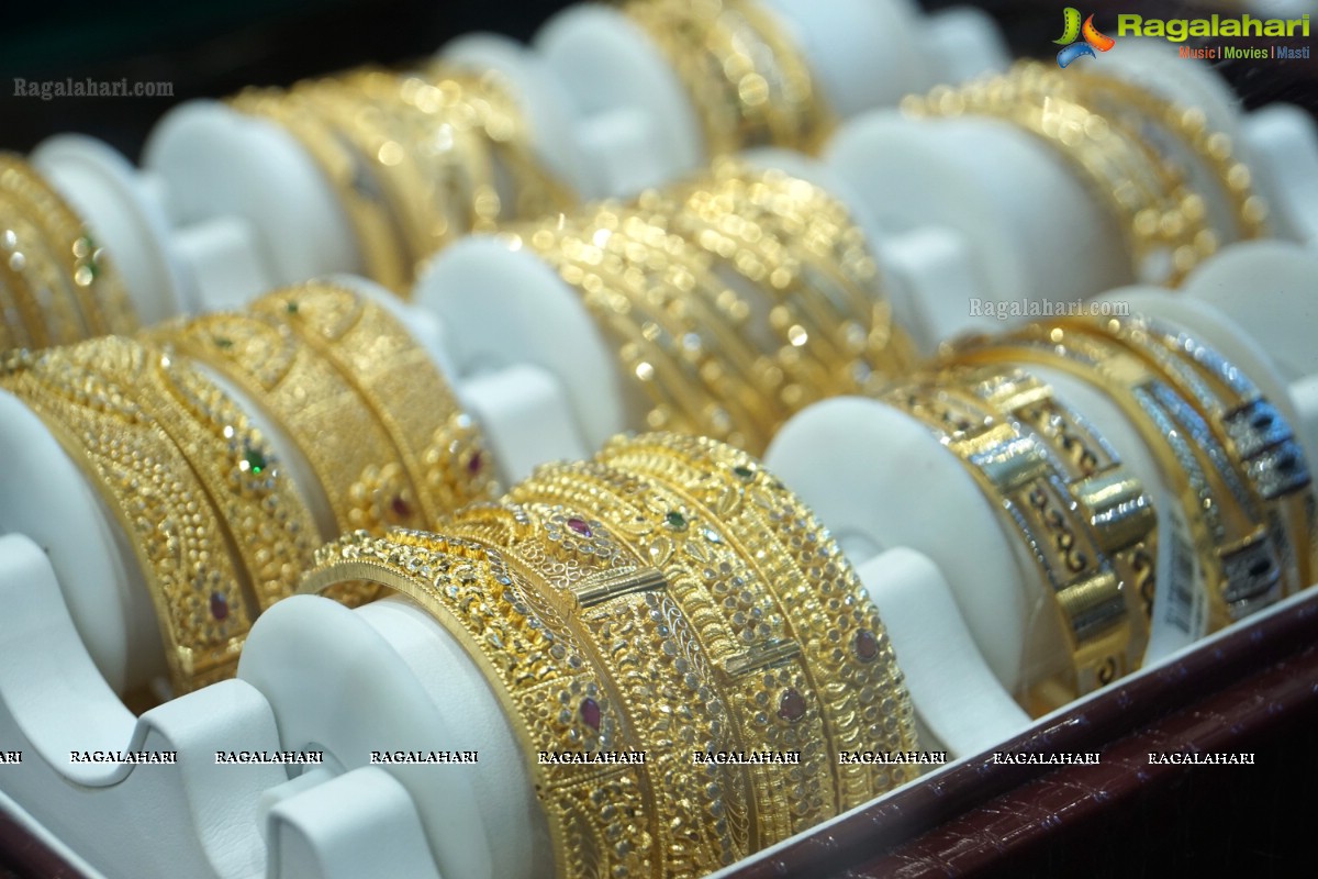 Shamili Sounderajan Showcases CMR Jewels Exclusive Jewellery Collection, Hyderabad