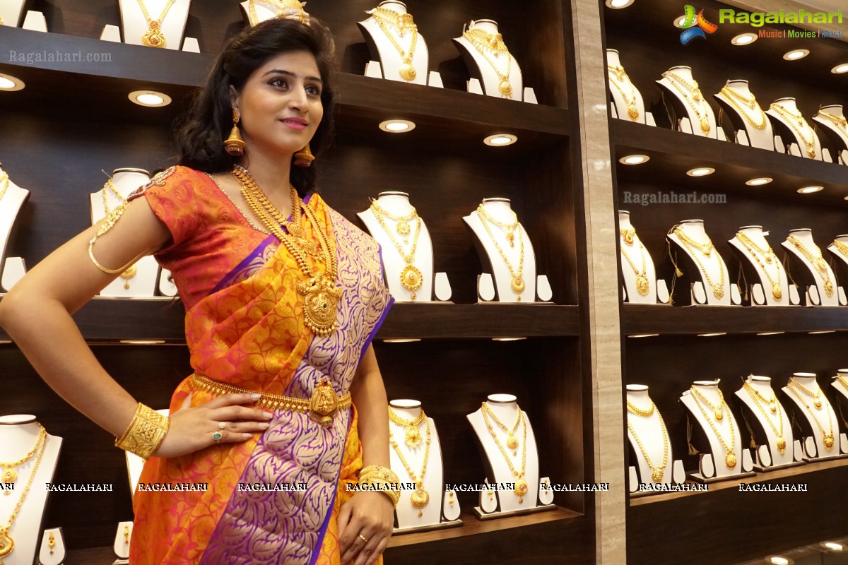 Shamili Sounderajan Showcases CMR Jewels Exclusive Jewellery Collection, Hyderabad