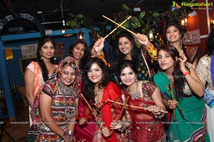 Dandiya Garba