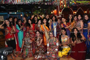 Dandiya Garba