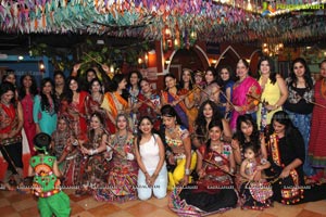 Dandiya Garba