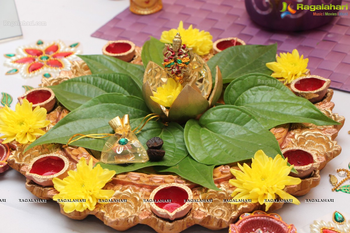 Festivals of India - Poola Panduga by Ikebana International Hyderabad Chapter